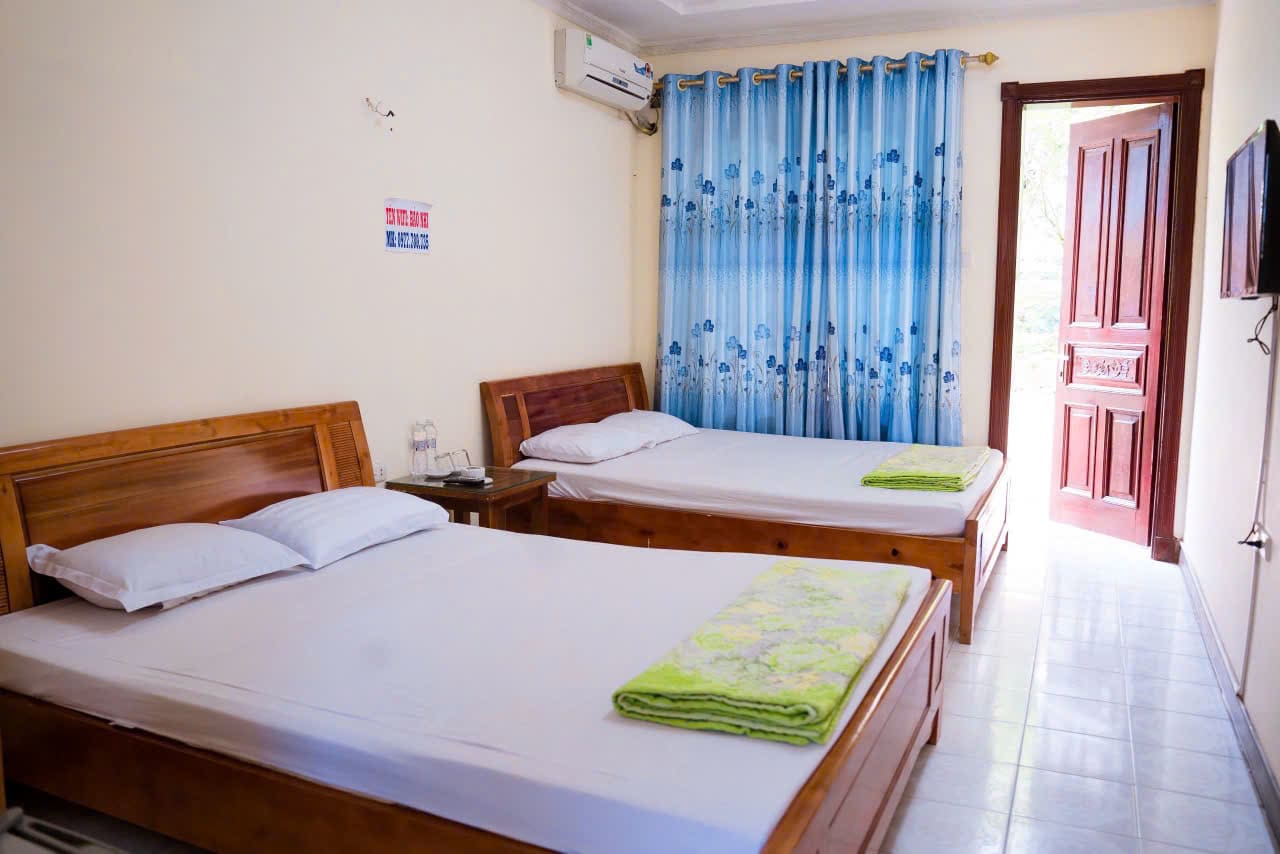 Phòng nhà nghỉ 2 giường tại Nhà Khách Trung Tâm GDTX Sầm Sơn