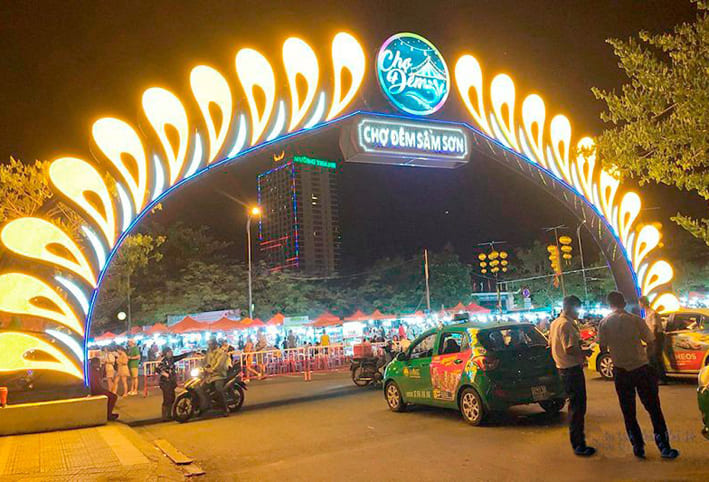 Chợ đêm Sầm Sơn 2025 có gì? Địa điểm du lịch không nên bỏ