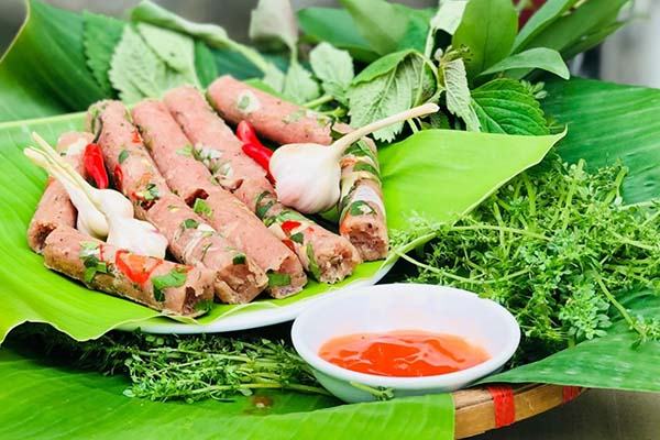 Cách thưởng thức nem chua Sầm Sơn Thanh Hoá